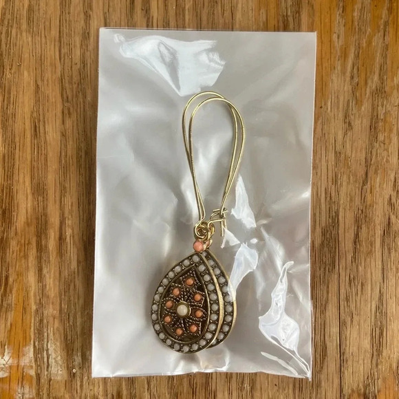 New earrings pretty gold tone tear drop bead dangle earrings hook clasp - Picture 3 of 3